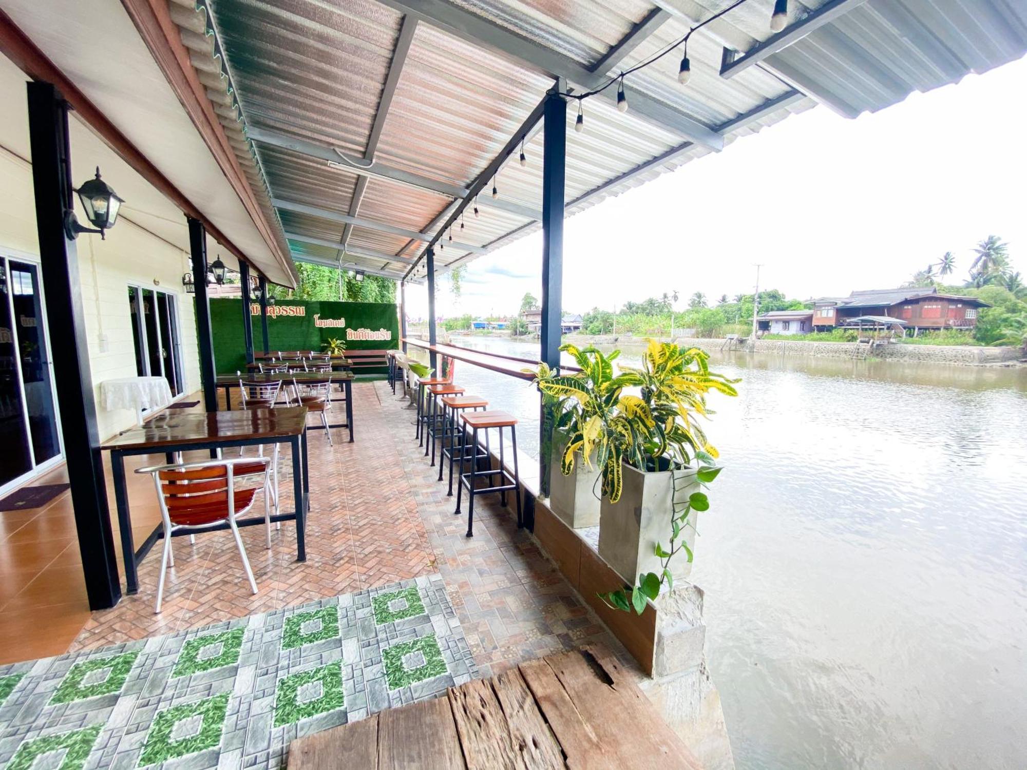 Bansuwan Homestay Amphawa Exterior photo