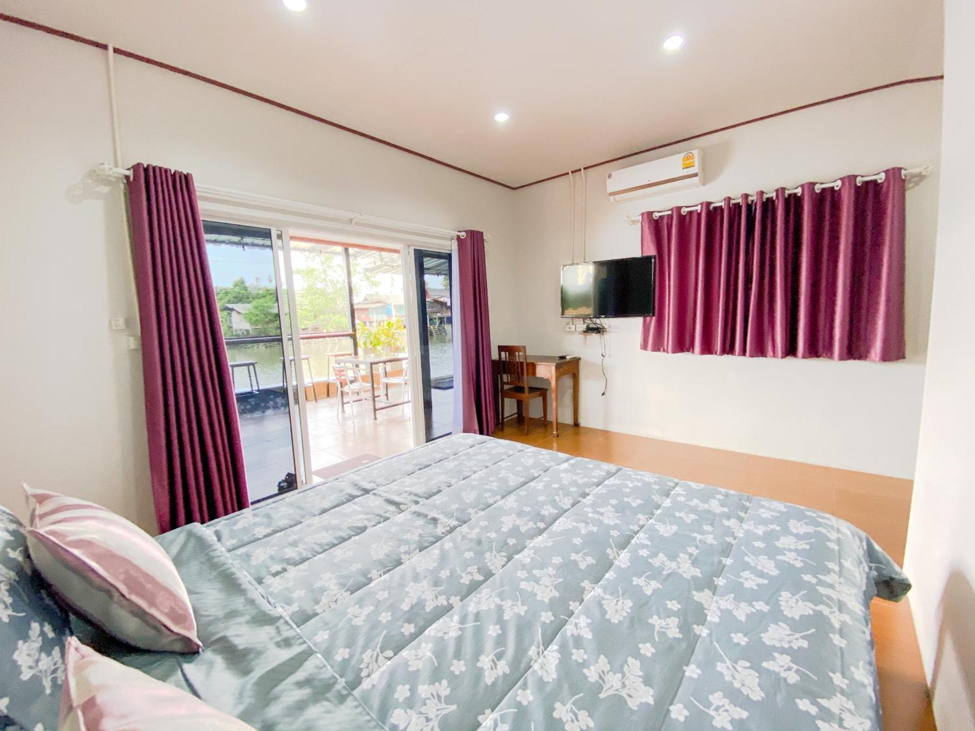 Bansuwan Homestay Amphawa Exterior photo