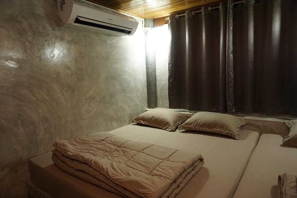 Bansuwan Homestay Amphawa Room photo