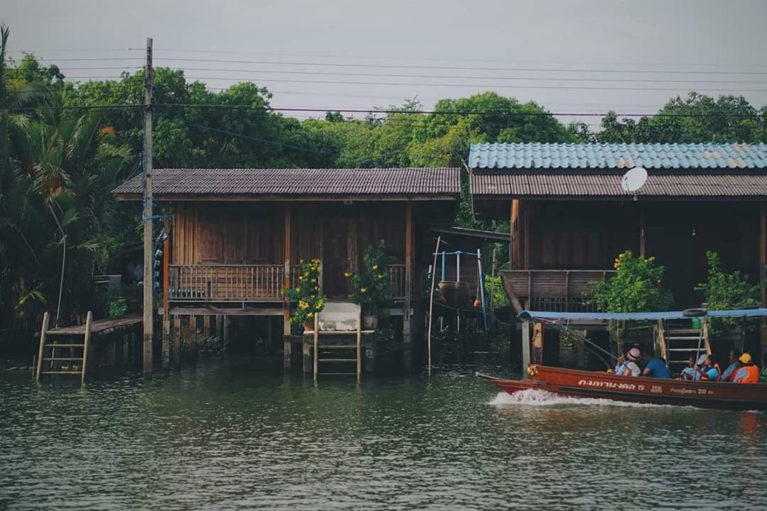 Bansuwan Homestay Amphawa Exterior photo