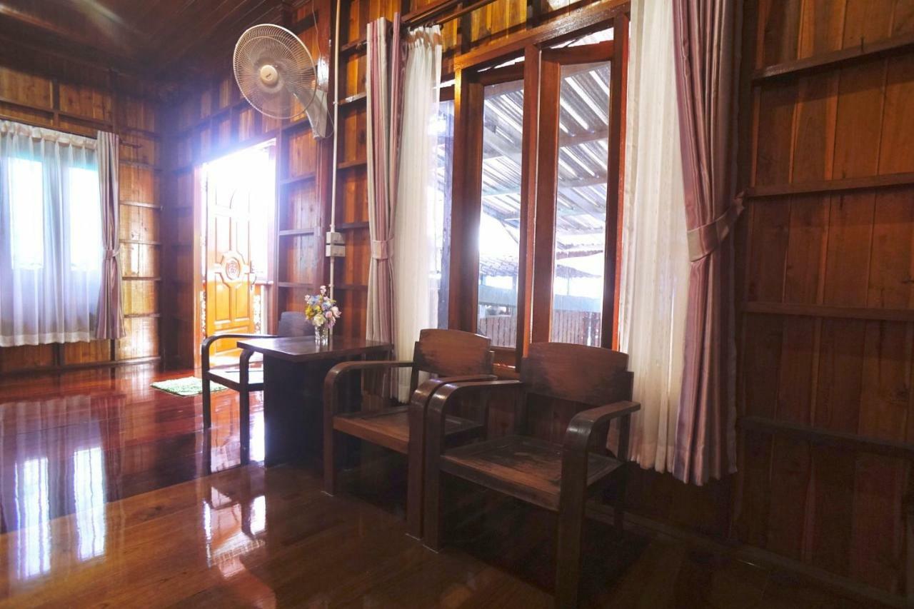 Bansuwan Homestay Amphawa Exterior photo